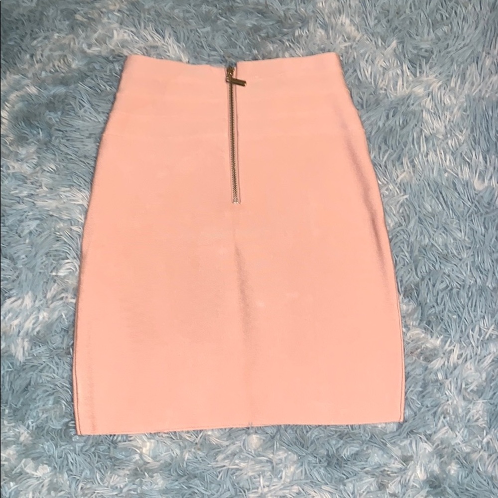 BEBE Blush pink skirt - Picture 4 of 6